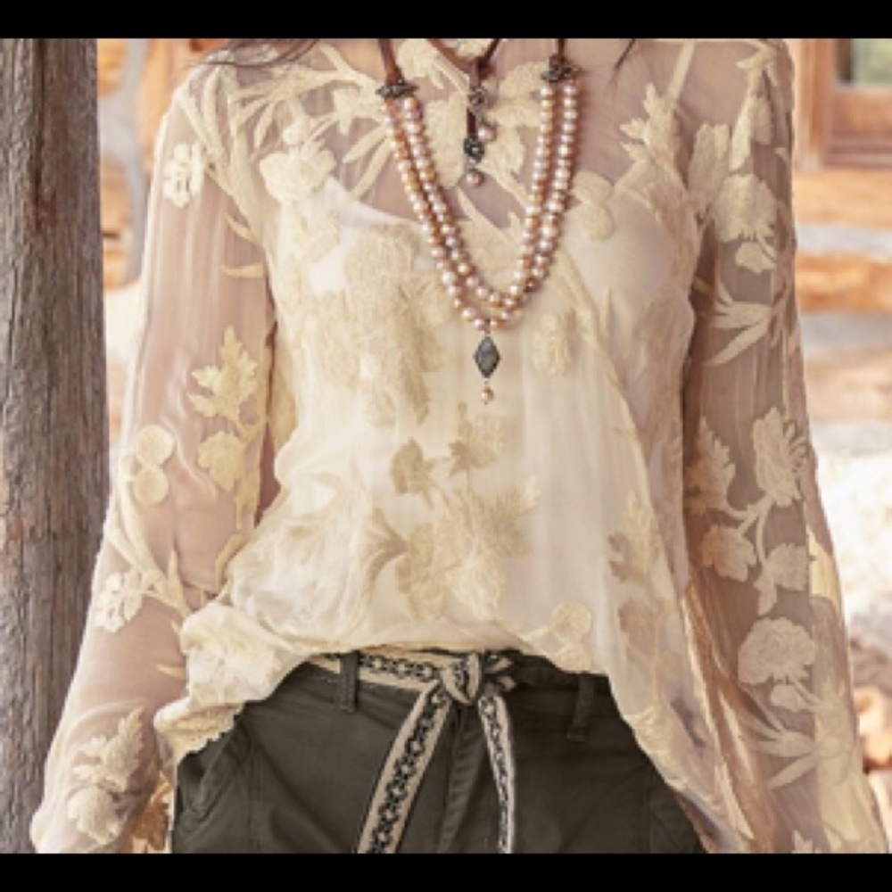 Ivory Romance In Bloom silk top. New from Sundance - Picture 1 of 6